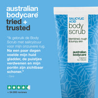 Lichaamsscrub met salicylzuur voor een zuivere en gladdere huid — Body Scrub met salicylzuur verwijdert puistjes en onzuiverheden. Bevat salicylzuur, glycolzuur, abrikozenpitpoeder en allantoïne.