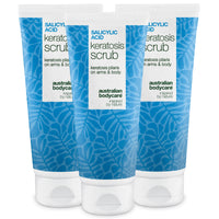 Keratosis Pilaris Lichaamsscrub tegen ruwe, bobbelige huid — Keratosis Pilaris Body Scrub tegen ruwe huid en bultjes. Exfolieert en verzacht met salicylzuur, glycolzuur en glycerine.